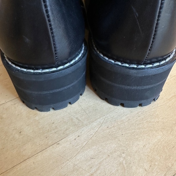 Stuart Weitzman Lexy Combat Boot, 7.5, CB2463 - Picture 10 of 12